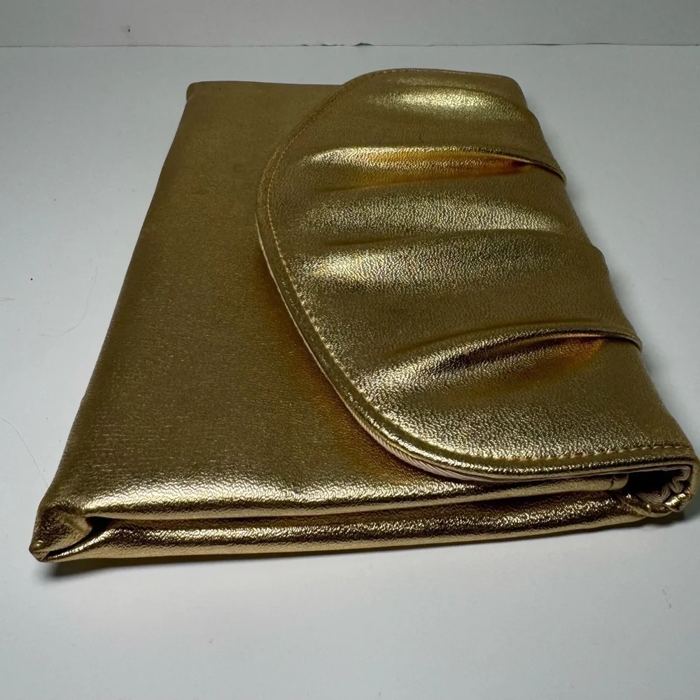 Vintage 1978 Avon Polished Gold Metallic clutch - Picture 7 of 7